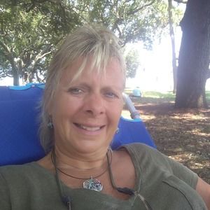 Meet your Posher, Lori